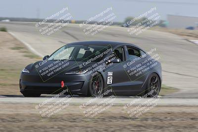 media/Oct-19-2025-Speed Ventures (Sun) [[a6e7fe67be]]/TC B/Session 2 (Outside Grapevine)/